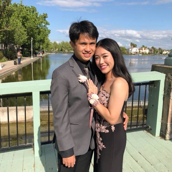 Meet your Posher, Hanna - Picture 2 of 4